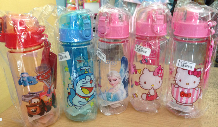 Botol Minum 14110070 (Cars, Hello Kitty, Doraemon, Frozen)