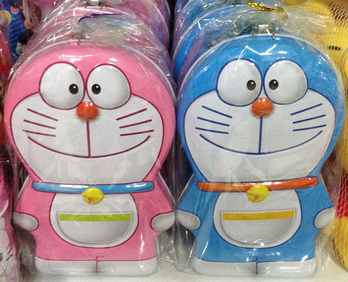 Celengan Kaleng Doraemon