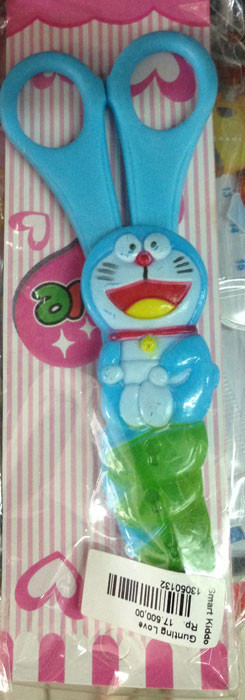 Gunting Doraemon