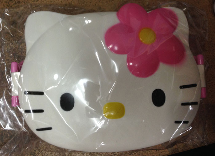 Kotak Makan Kepala Hello Kitty