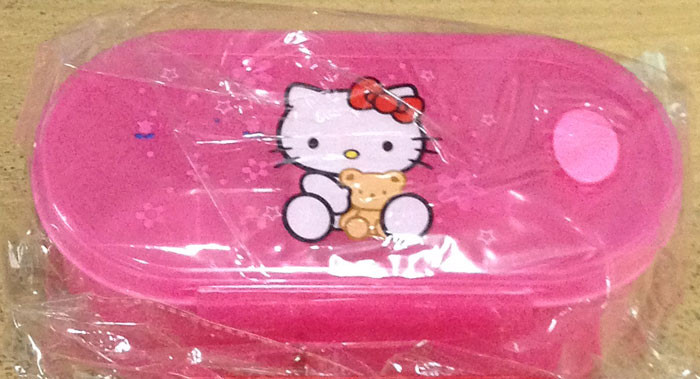 Kotak Makan Oval Hello Kitty 14080163
