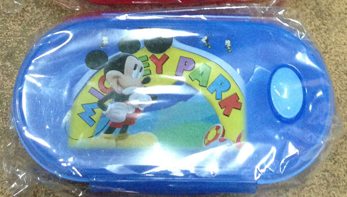 Kotak Makan Oval Mickey 14080163