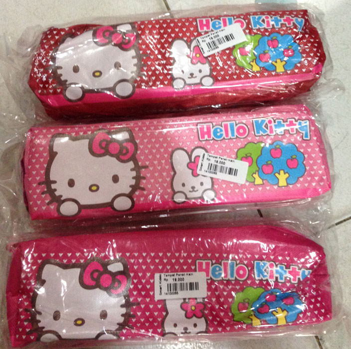 Kotak Pensil Kain Hello Kitty 14100065