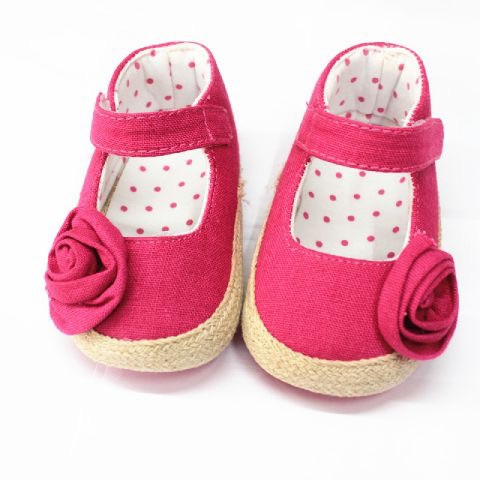 Sepatu Baby Pink Rekat Bunga