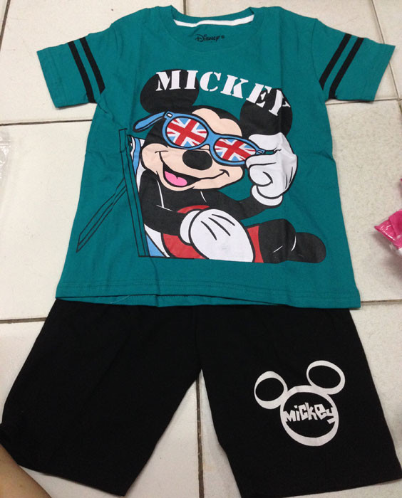 Setelan Kaos Mickey